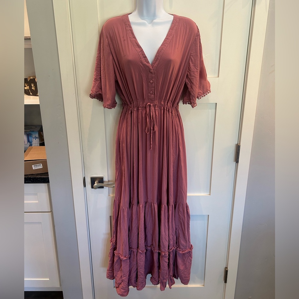 Lightweight summer maxi dress